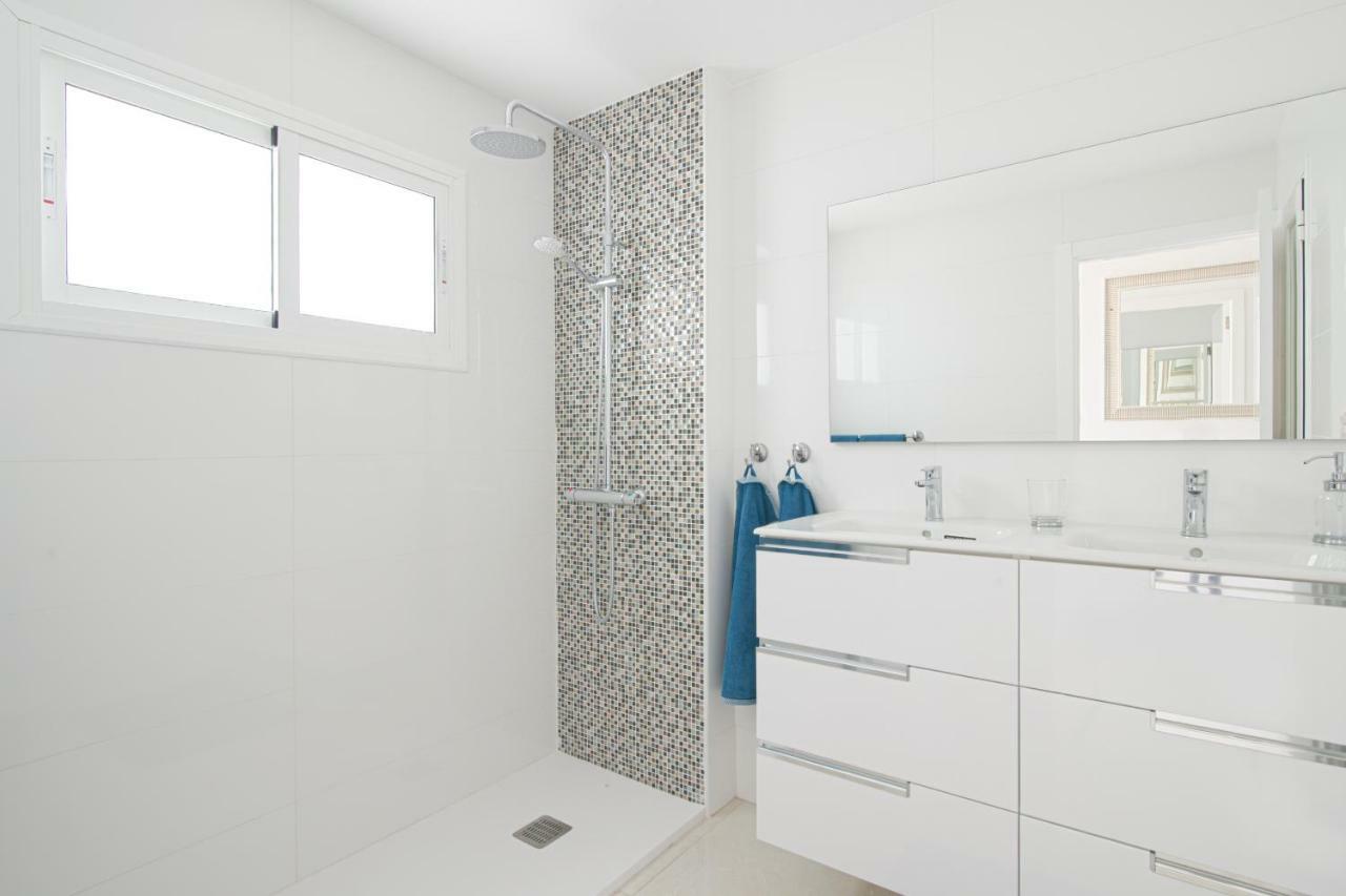 Tropical Treat Apartment ปลายา เดล อิงเกลส ภายนอก รูปภาพ